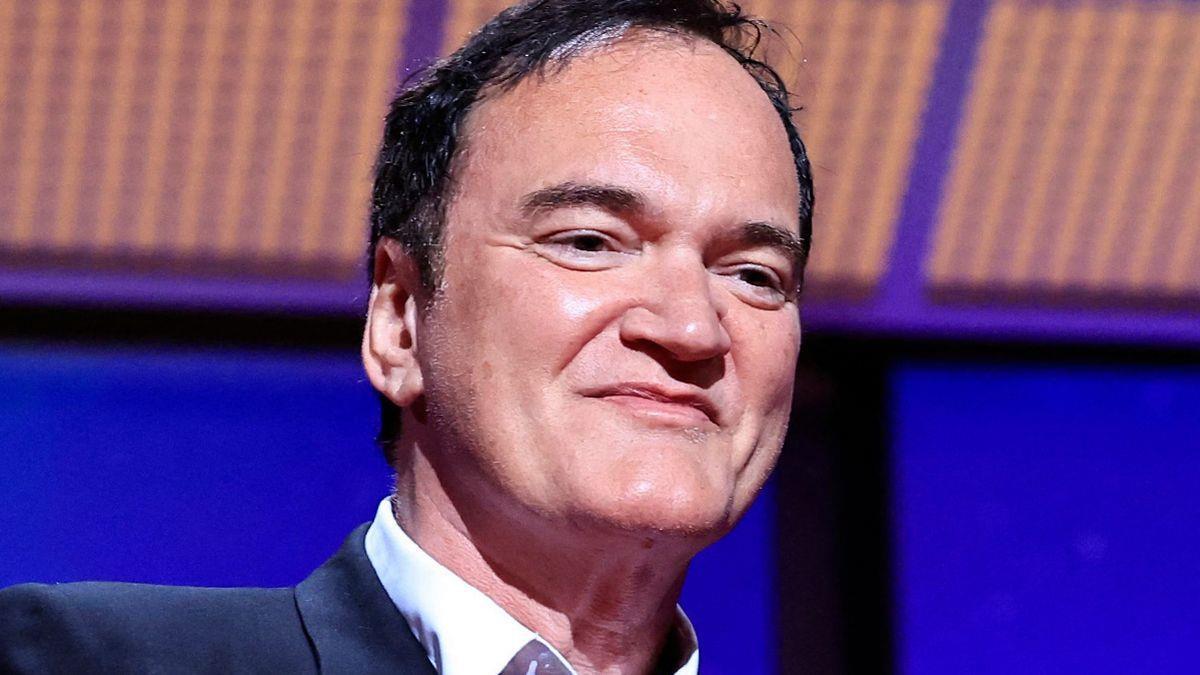 0_GO-TO-REPS-Quentin-Tarantino-paid-over-$10k-to-lick-a-womans-feet.jpg